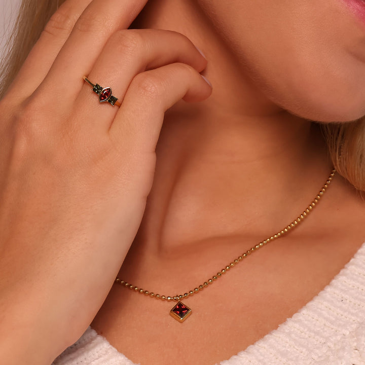 Necklace "Rubino"
