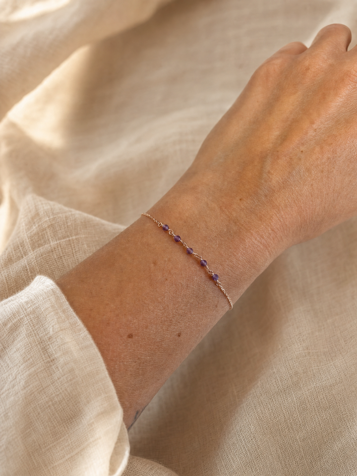 Armband "Mia" mit Amethyst – Detailansicht