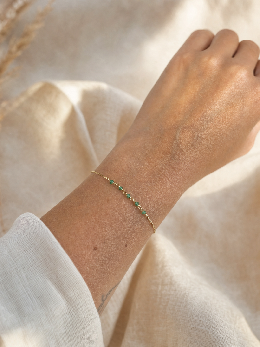 Armband "Mia" grüner Onyx vergoldet – Detailansicht 2