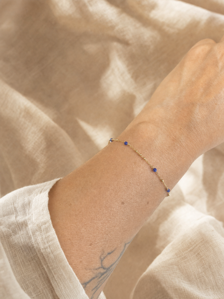 Armband "Sorrento" Lapislazuli vergoldet – Detailansicht