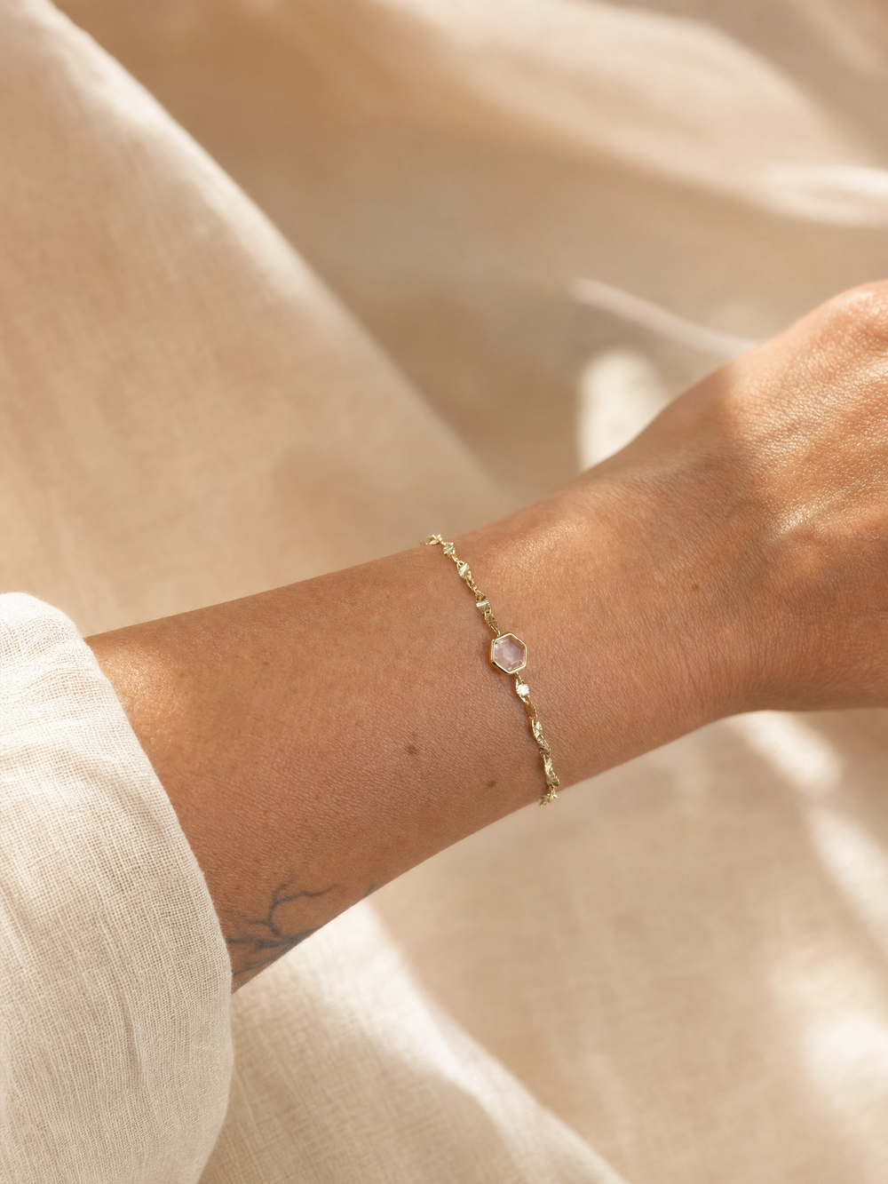 Armband „Firenze“ mit Bergkristall – Tragebild