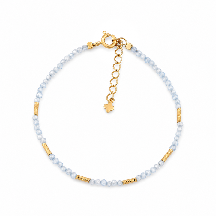 Armband "Marea" mit blauen facettierten Zirkonia-Perlen und vergoldeten Röhrchen
