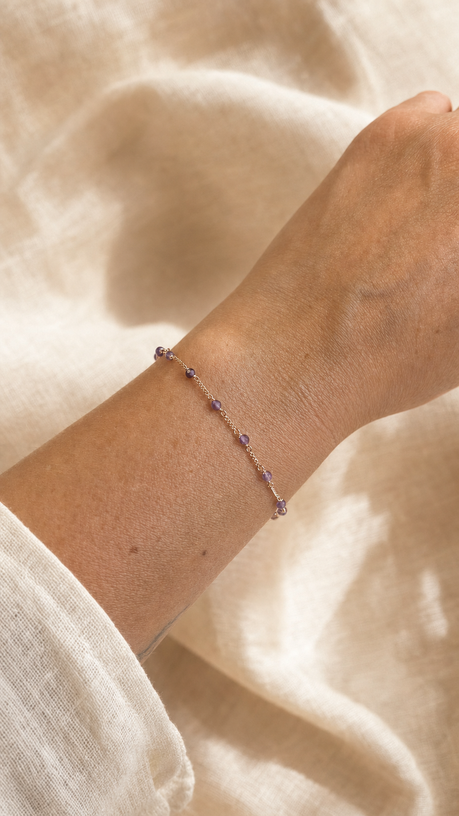 Armband "Stellina" mit Amethyst, Sterling Silber 925 rosévergoldet – Detailansicht