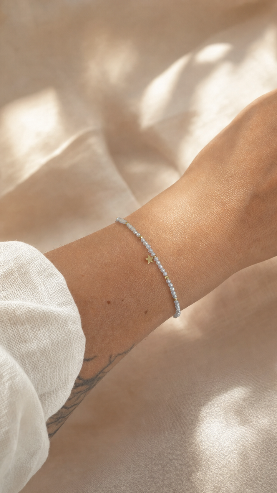 Armband "Estrella" mit blauen Zirkonia, Sterling Silber 925 vergoldet – Detailansicht