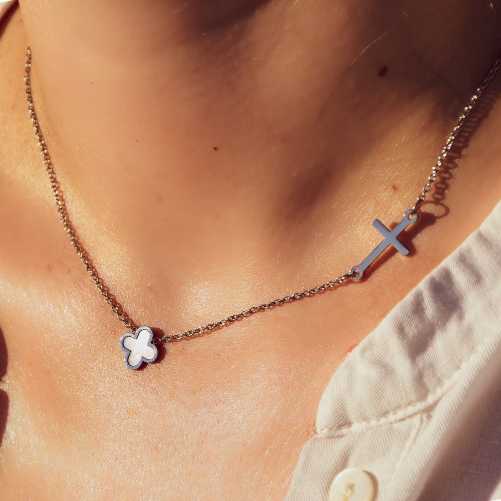 Necklace "Believe in the clover"