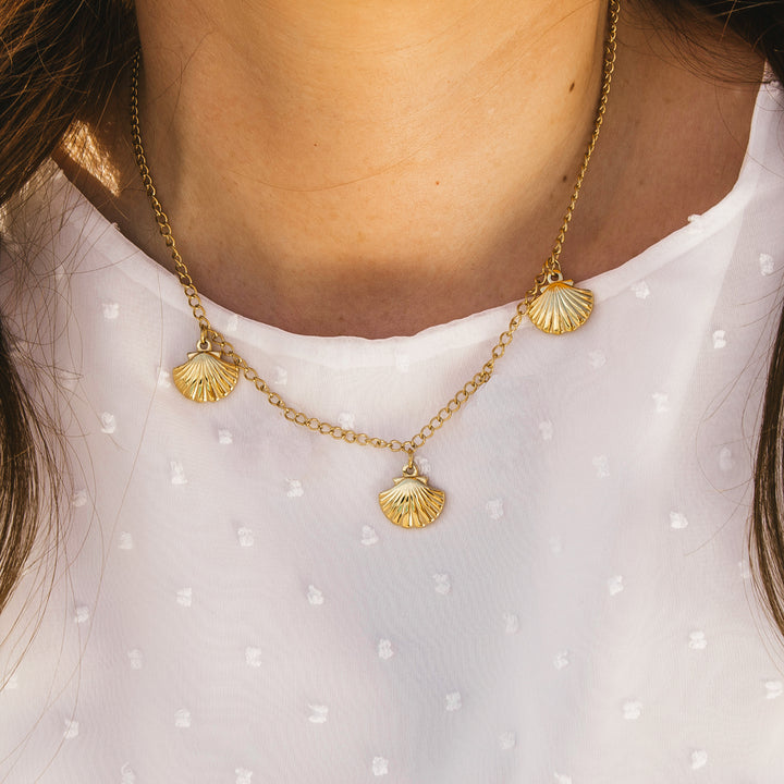 Necklace "Dream of shell"