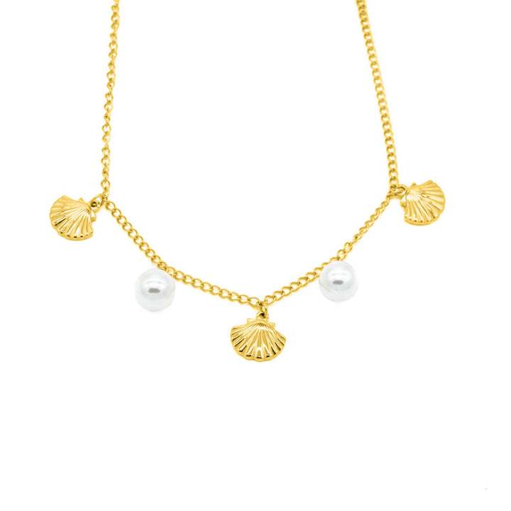 Necklace "Pearl of the shell"