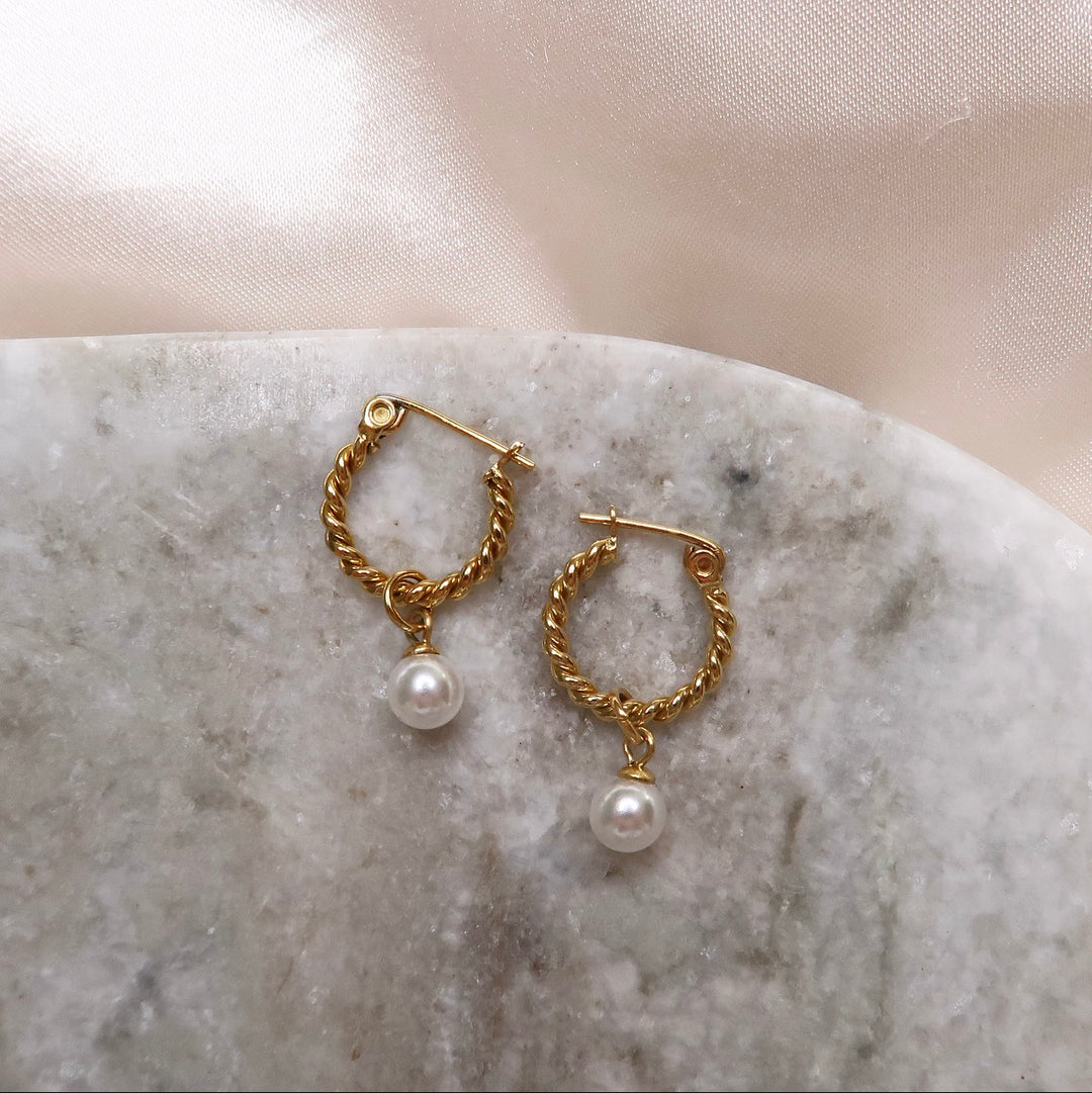 Earring "Chilling Pearl" (single)
