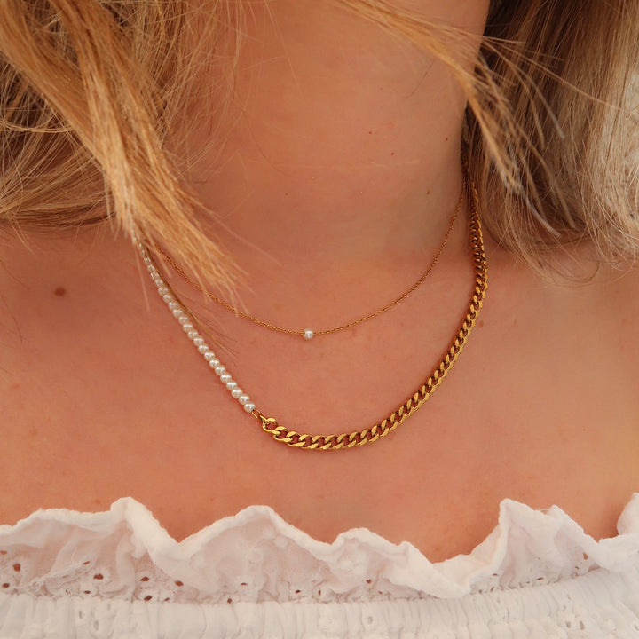 Necklace "Chain o pearl"
