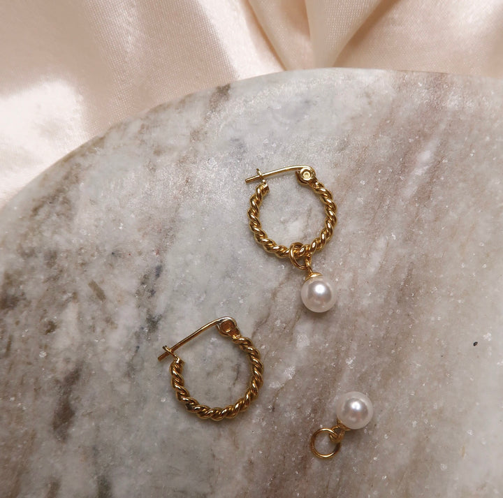 Earring "Chilling Pearl" (single)