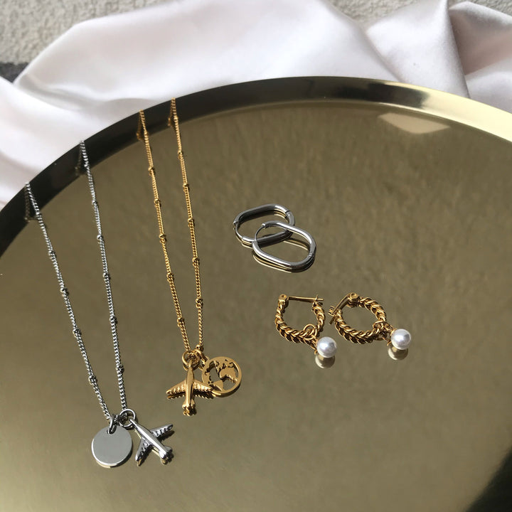 Necklace "Travel the world"